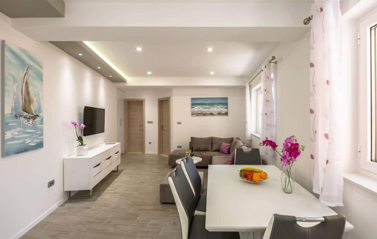 Apartman Dva Makarska Zewnętrze zdjęcie